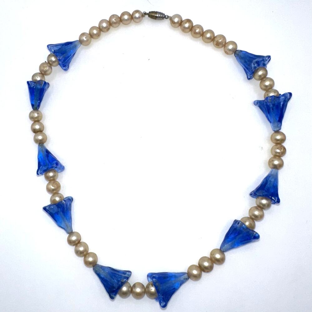 Antique Art Deco 1920s 1930s blue molded Czech glass beads faux pearls necklace